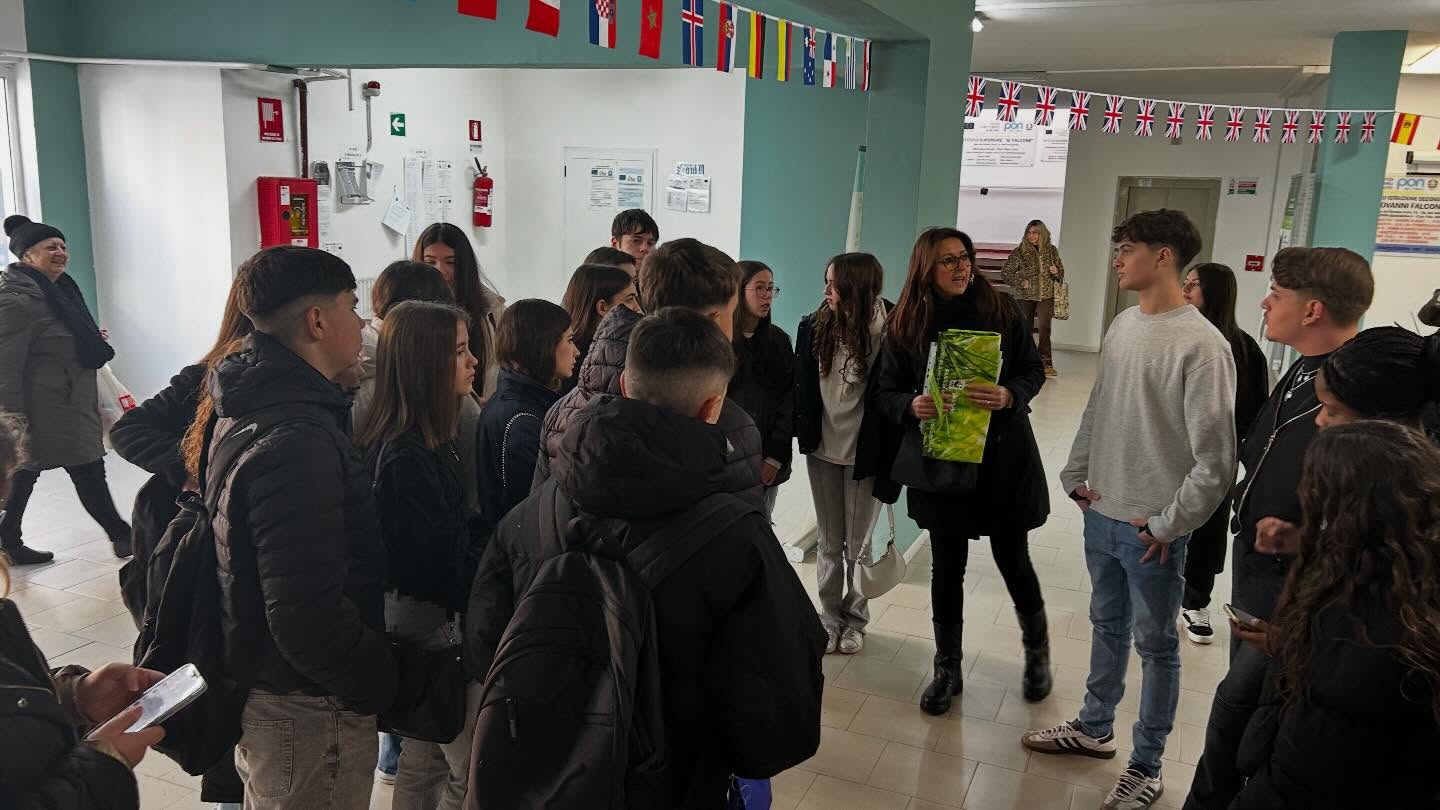 Fotografía de la jornada 2 del intercambio Erasmus+ en Pozzuoli.